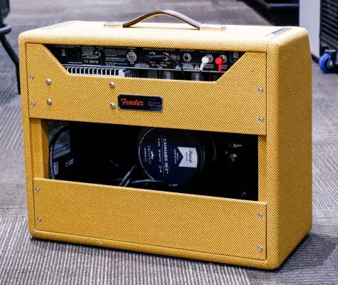 Fender - FSR 65 Princeton Rev Tweed w/12'' Cannabis Rex Speaker 2